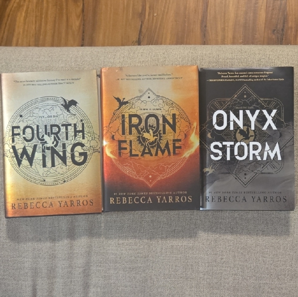Rebecca Yarros Hardback Book Set - Fourth Wing, Iron Flame, Onyx Storm